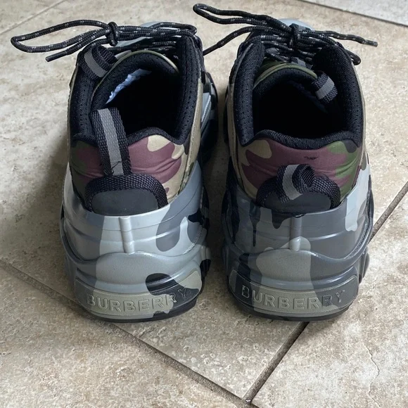 Burberry Camouflage Athletic Shoes - Black, Green, Gray is  display picture 1